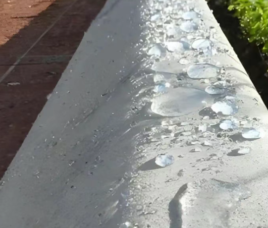 东方华侨农场硅烷浸渍涂料在混凝土保护中的应用