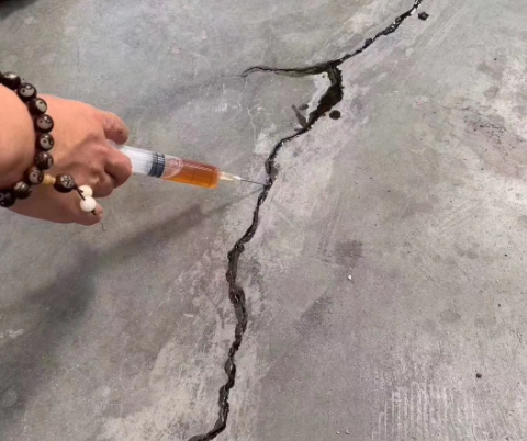 东方华侨农场混凝土裂缝修补技术详解​