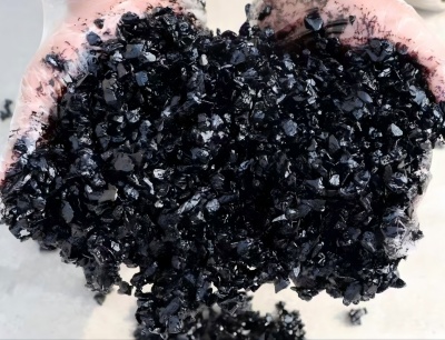 东方华侨农场沥青冷补料（沥青砂）的优势特点与施工流程解析